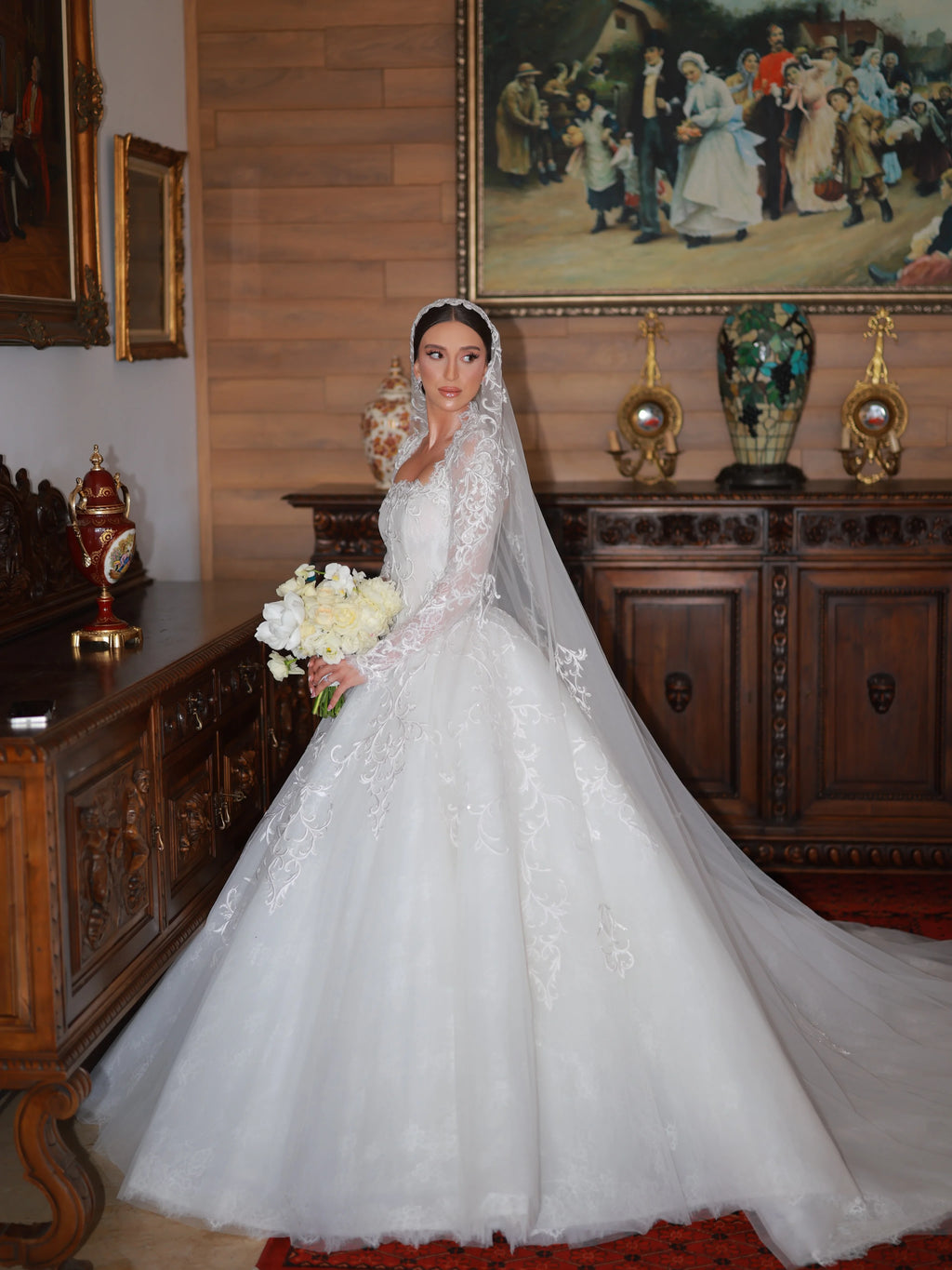Customized High Collar Long Sleeve Lace Ball Dress A-line Square Collar Shining Bride Dress Church Train Luxury Wedding Dress