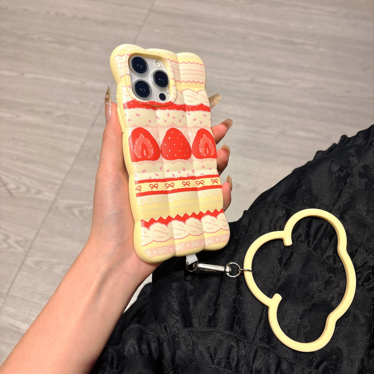 Strawberry Cake Cloud-Shaped Phone Case with Flower-Shape Wrist Ring Cute Soft Wave-Edge Protective Cover for iPhone 17  2D Flat