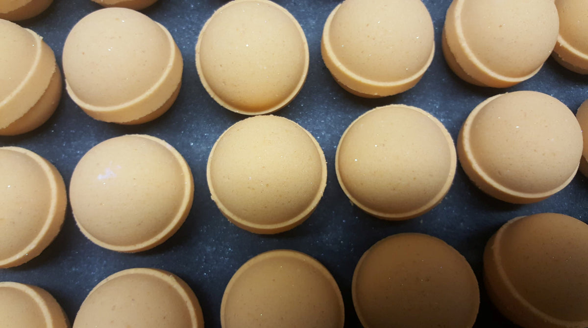 100 Aromatherapy Bath Bombs 2.25 oz each 100% Natural/Organic