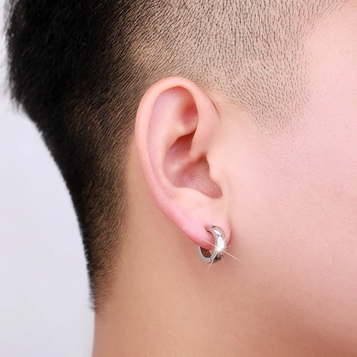 New 2025 Trend Men Stainless Steel Piercing Hoops Earrings Women Polished Minimalist Small Jewelry Y2k Accessories Width 3/4/7mm