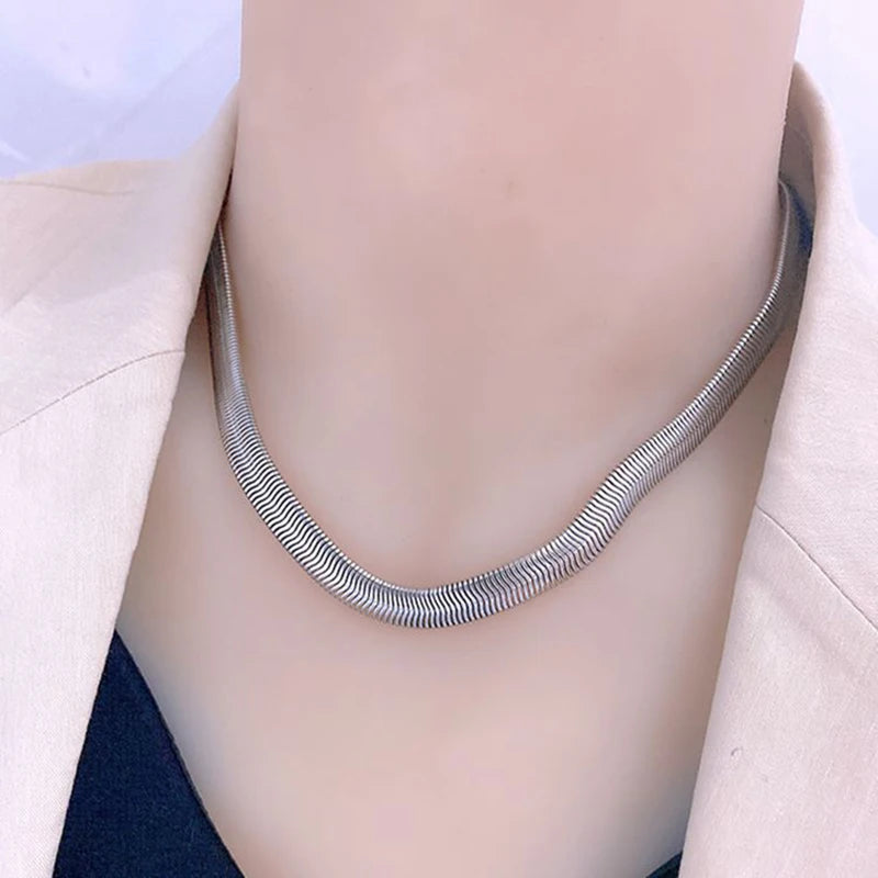 XIYANIKE 316L Stainless Steel Thick Snake Bone Necklace For Women Punk