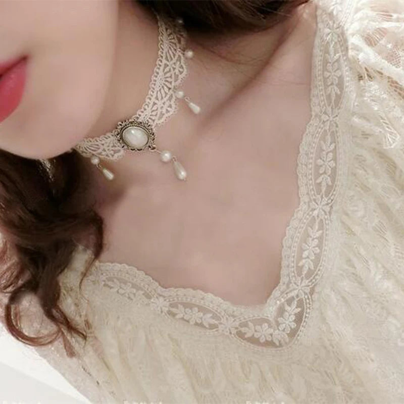 collares mujer cortos white Velvet Choker Necklace for Women Statement