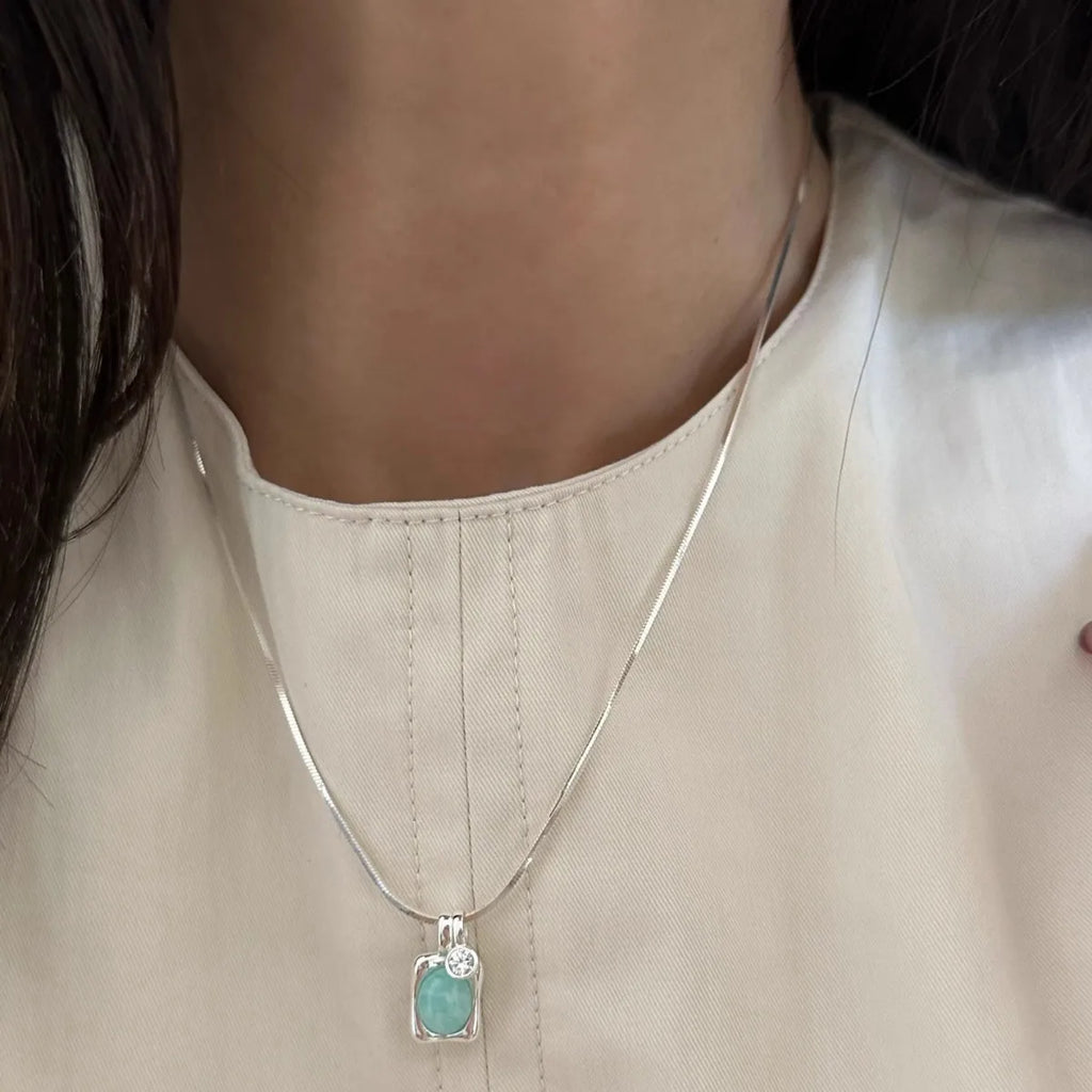 XIYANIKE Sweet Green Stone Necklace For Women Girl Fashion New Jewelry