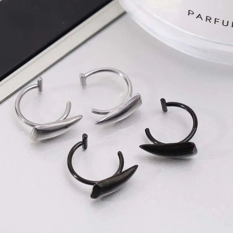 1pair Stainless Steel Personalised Sharp Teeth Fake Piercing Lip Ring