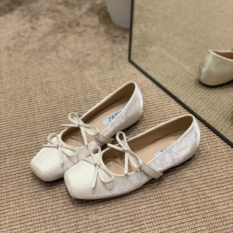 Autumn New trend Fashion Generous Ballet shoes Gentle French flat