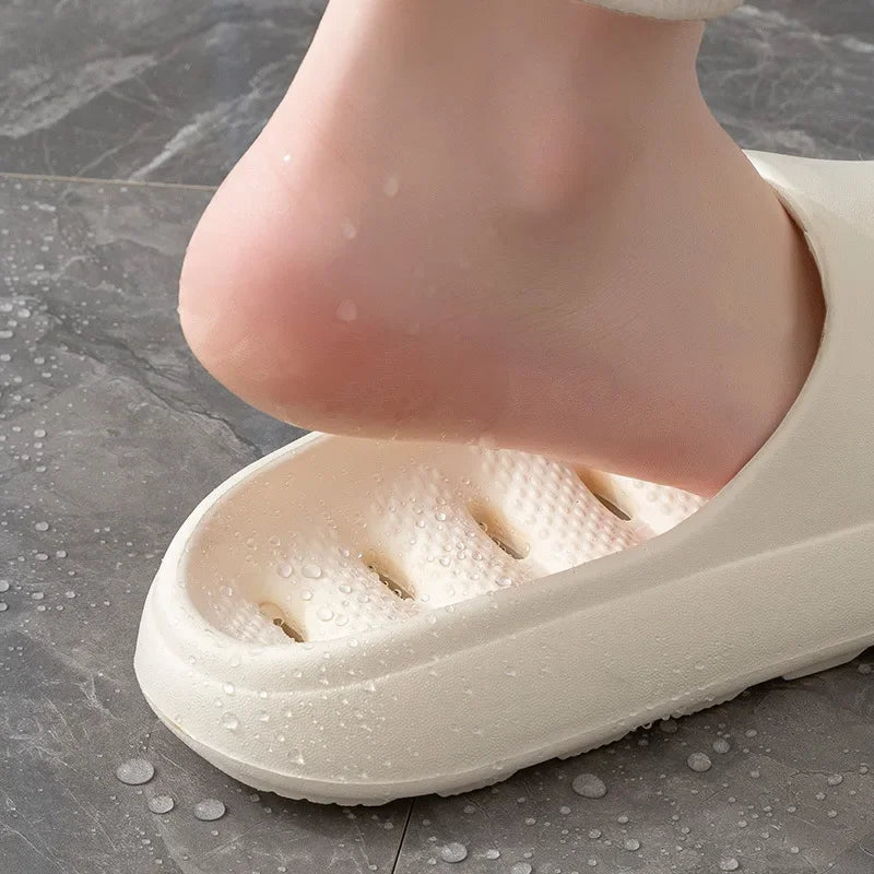 Men's Quick-Drying Anti-Slip Bath Slippers Summer Indoor Home Eva