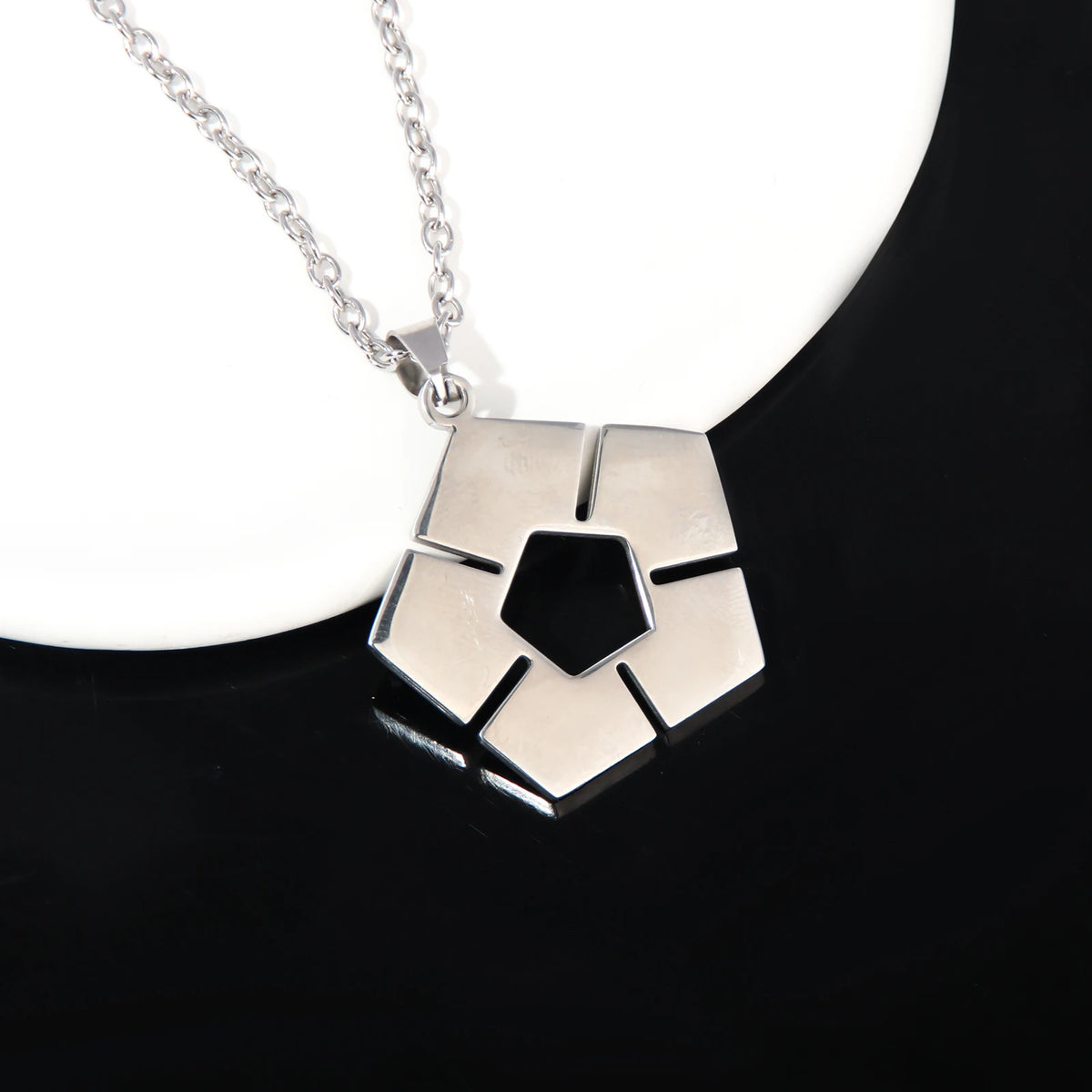 Anime BLUE LOCK Pendant Women Soccer Sign Necklaces Woman Fashion