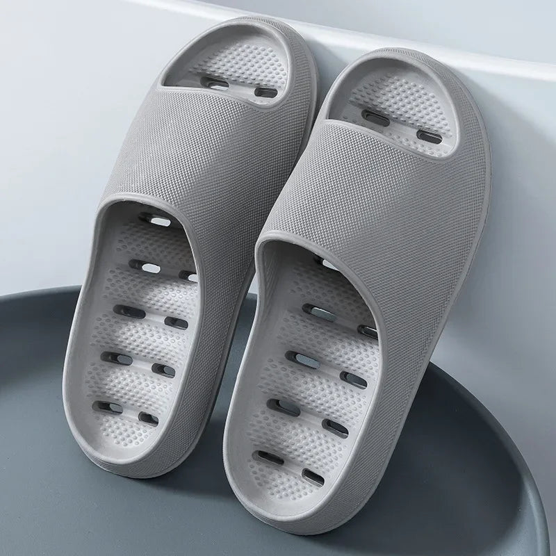Men's Quick-Drying Anti-Slip Bath Slippers Summer Indoor Home Eva