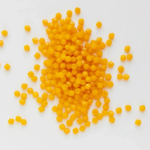 100PCS 4MM Shiny Faceted Austria Crystal Beads Bicone Beads Loose