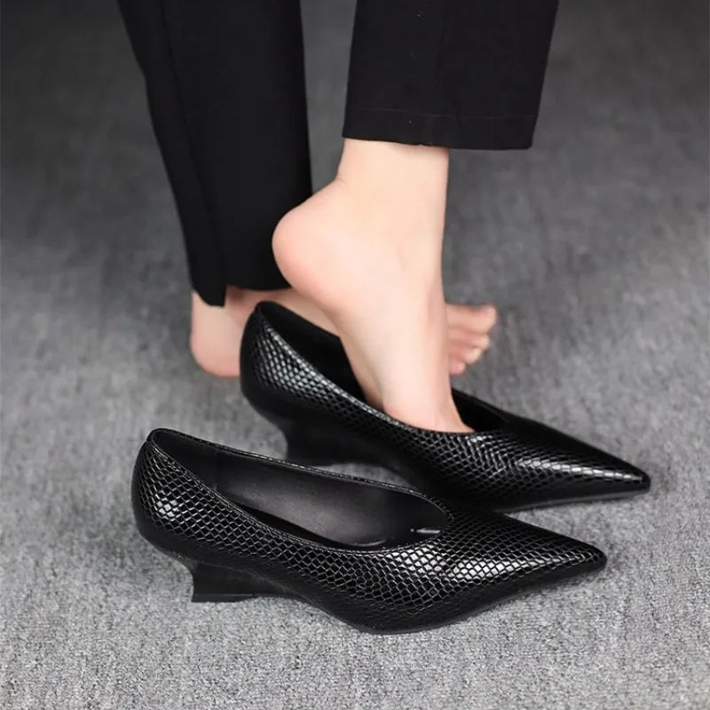 Large Size Soft Leather Shallow Mouth Pointed Thick Heel Shoes Women
