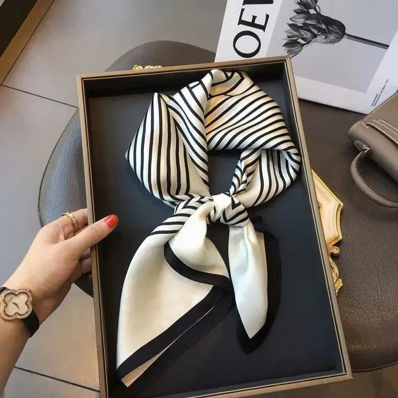 Women Korean version of simple stripes brocade forging 70cm small