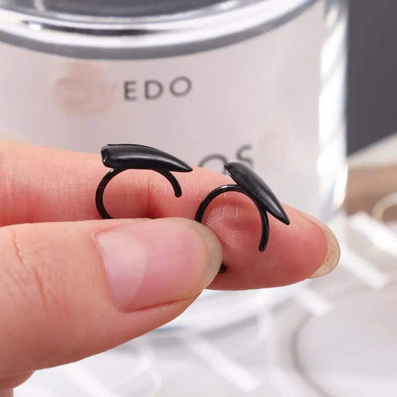 1pair Stainless Steel Personalised Sharp Teeth Fake Piercing Lip Ring