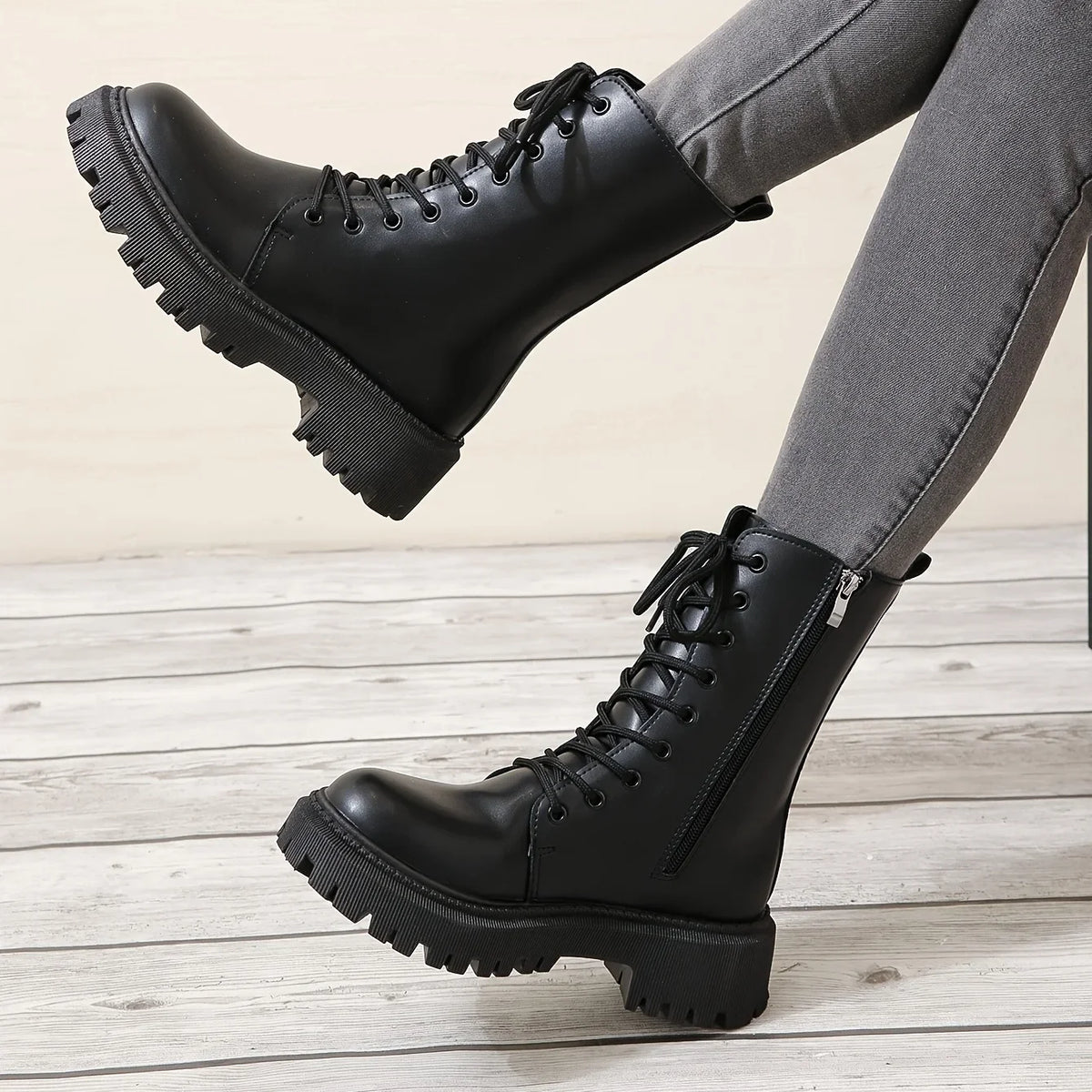 Women's Solid Color Combat Boots Fashion Lace Up Side Zipper Boots
