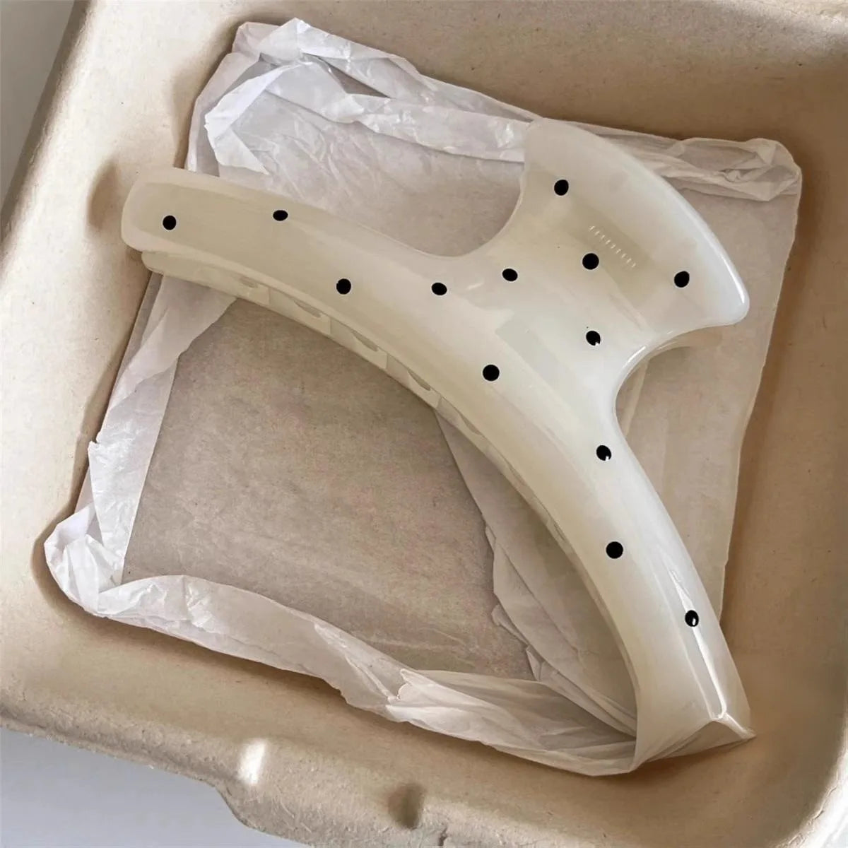 Korean Large Size Acrylic Dragon Bone Shark Hair Clip French Style
