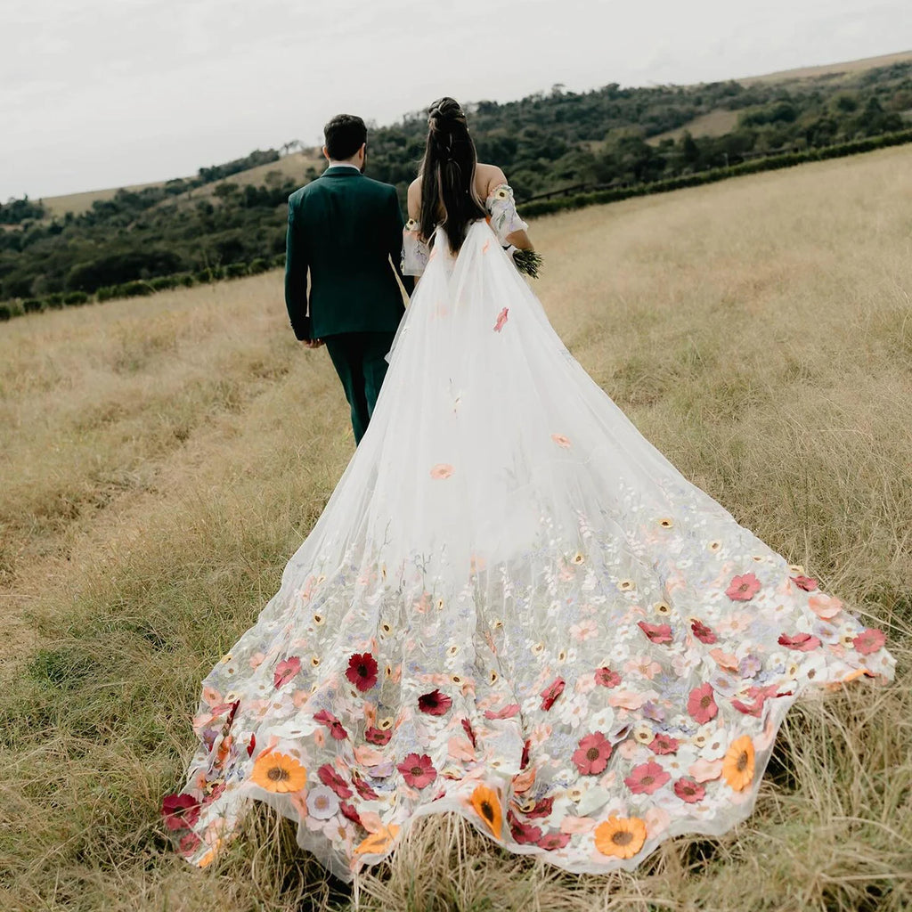 Plus Size Colorful Bridal Gown With Detachable Train Off-the-Shoulder Customized Short Lantern Sleeves Luxury Wedding Dress