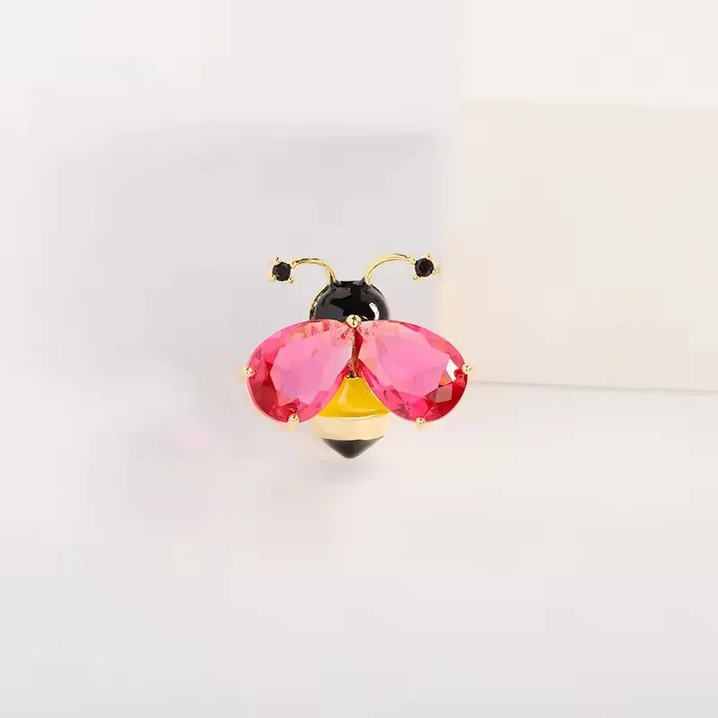 Creative Bee Brooch for Men Women Retro Bee Animal Brooches Pins Jewelry Accessories Party Gifts 2025 Trend Cool Thing