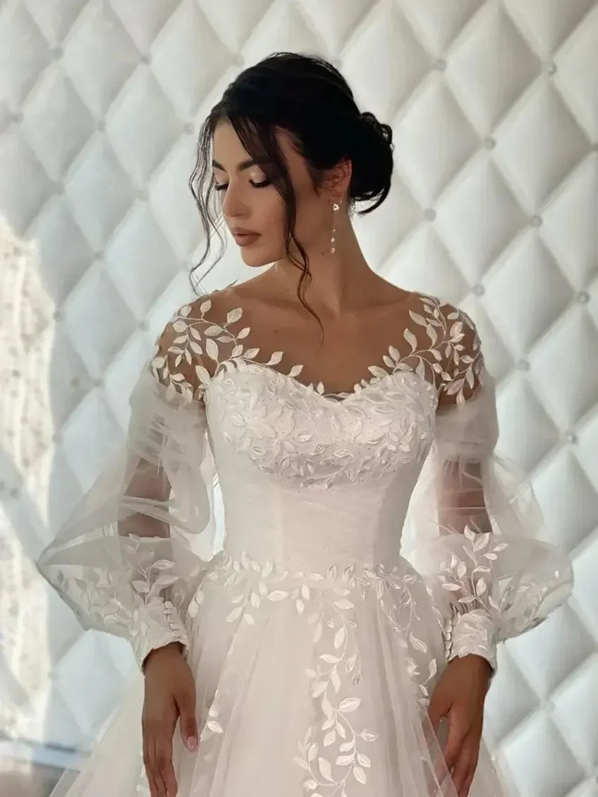 2027 Romantic Simple A-Line Wedding Dress Ivory White V-Neck Lace Appliques 3D Floral Illusion Long Sleeves Tulle Bridal Gown