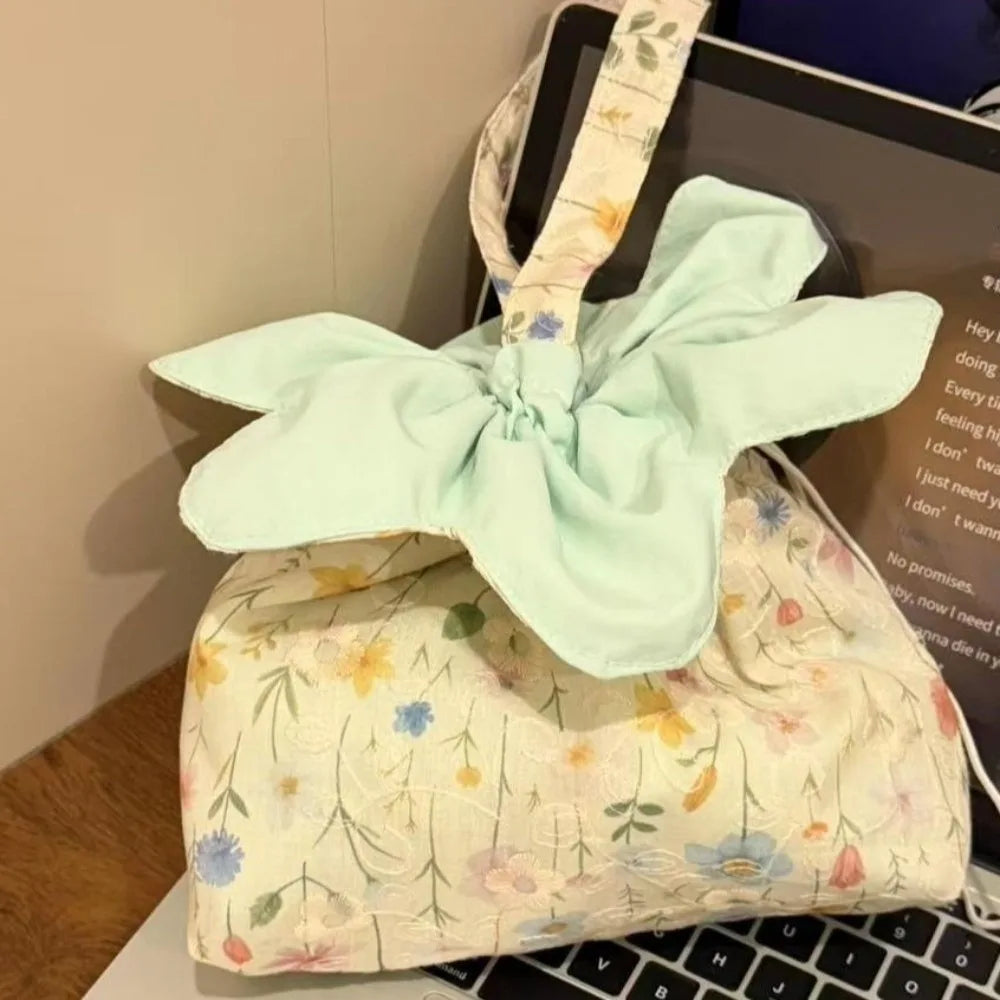 Sweet Flower Drawstring Handbag Cute Plaid Double-Sided Phone Pouch Large Capacity Flower Pattern Clutch Purse Commute Travel
